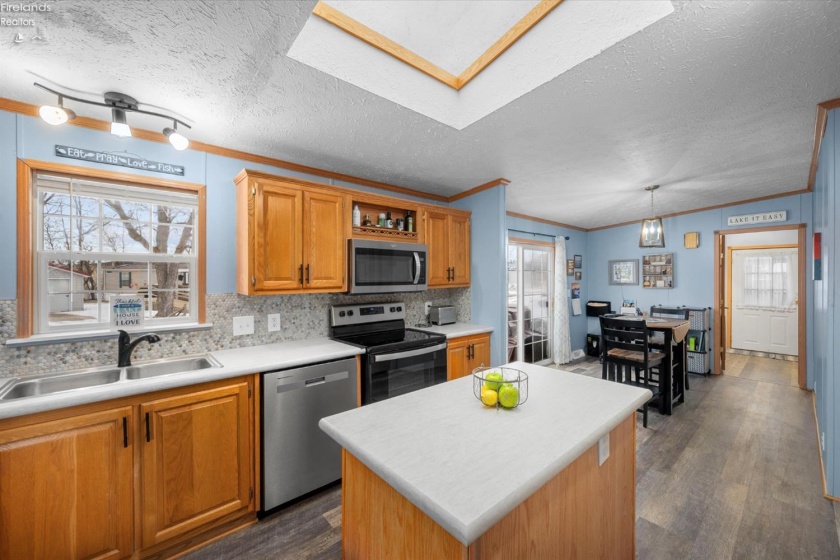 111 Morningside Drive, Port Clinton, 43452, 3 Bedrooms Bedrooms, ,2 BathroomsBathrooms,Residential,For Sale,Morningside,20260260