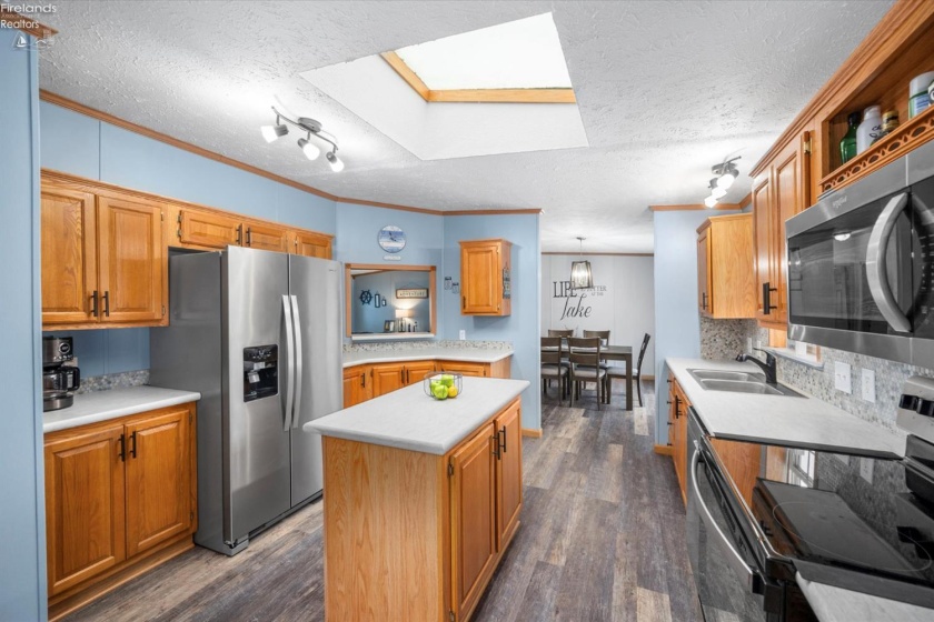 111 Morningside Drive, Port Clinton, 43452, 3 Bedrooms Bedrooms, ,2 BathroomsBathrooms,Residential,For Sale,Morningside,20260260