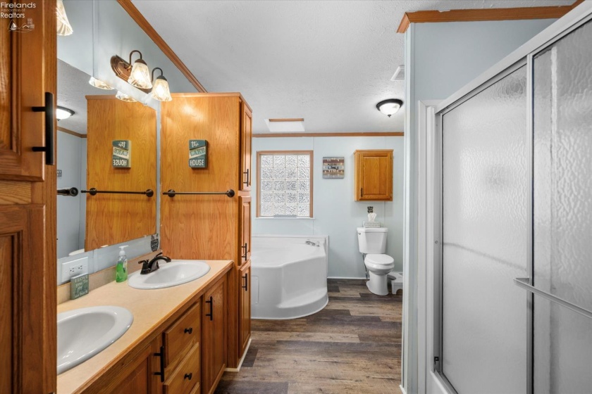 111 Morningside Drive, Port Clinton, 43452, 3 Bedrooms Bedrooms, ,2 BathroomsBathrooms,Residential,For Sale,Morningside,20260260