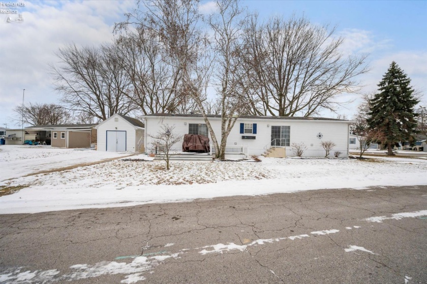 111 Morningside Drive, Port Clinton, 43452, 3 Bedrooms Bedrooms, ,2 BathroomsBathrooms,Residential,For Sale,Morningside,20260260