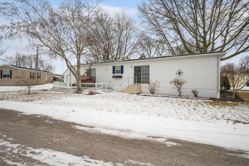 111 Morningside Drive, Port Clinton, 43452, 3 Bedrooms Bedrooms, ,2 BathroomsBathrooms,Residential,For Sale,Morningside,20260260