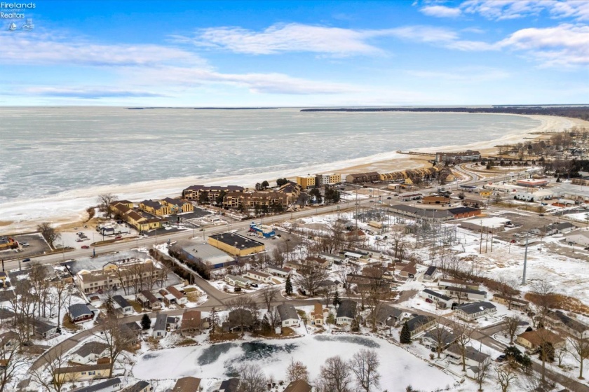 111 Morningside Drive, Port Clinton, 43452, 3 Bedrooms Bedrooms, ,2 BathroomsBathrooms,Residential,For Sale,Morningside,20260260