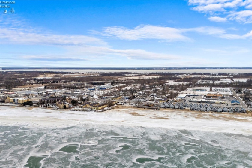 111 Morningside Drive, Port Clinton, 43452, 3 Bedrooms Bedrooms, ,2 BathroomsBathrooms,Residential,For Sale,Morningside,20260260