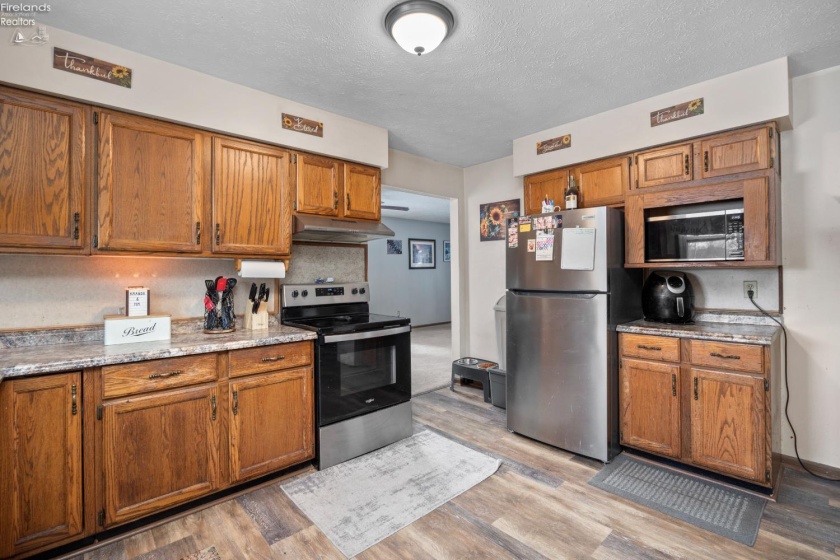 86 Center Street, Berlin Heights, 44814, 3 Bedrooms Bedrooms, ,2 BathroomsBathrooms,Residential,For Sale,Center,20260264