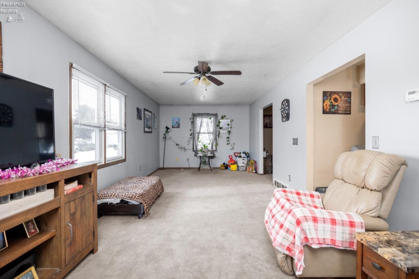 86 Center Street, Berlin Heights, 44814, 3 Bedrooms Bedrooms, ,2 BathroomsBathrooms,Residential,For Sale,Center,20260264