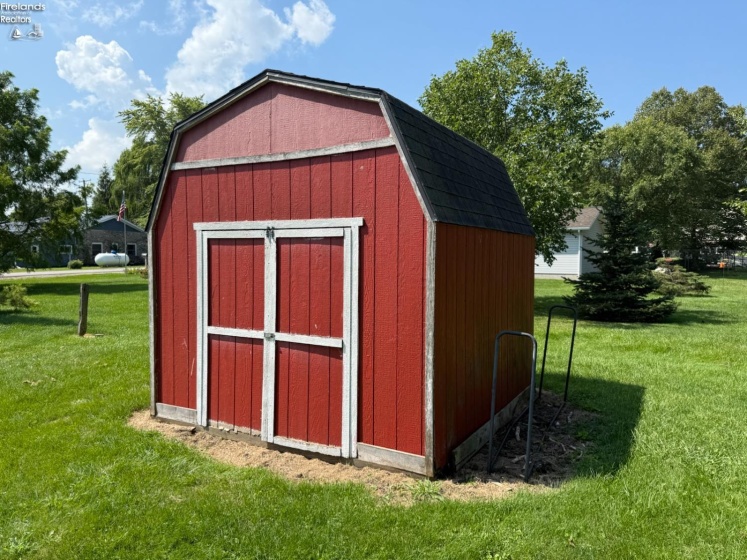 1107 Rainbow Avenue, Vickery, 43464, 5 Bedrooms Bedrooms, ,3 BathroomsBathrooms,Residential,For Sale,Rainbow,20260268