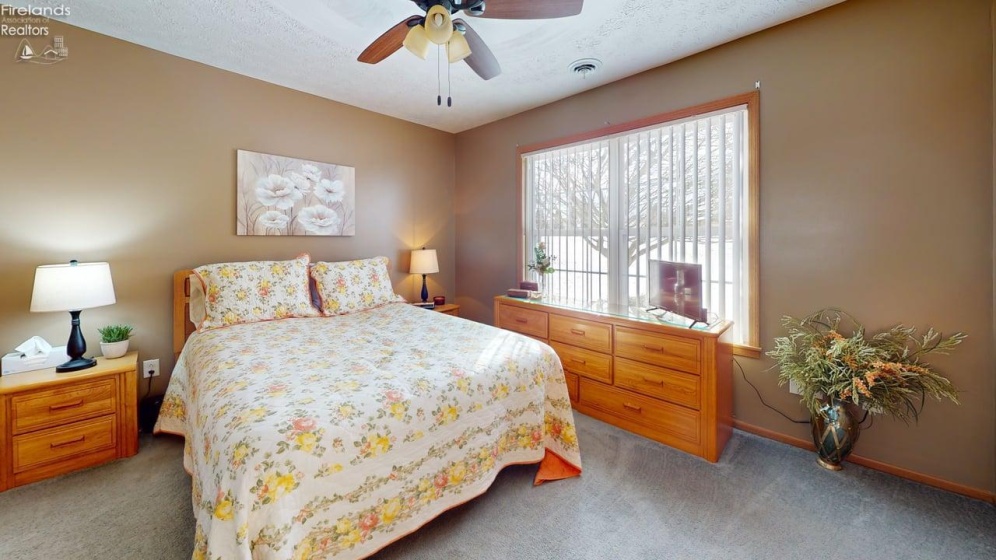 338 Howard, Willard, 44890, 3 Bedrooms Bedrooms, ,2 BathroomsBathrooms,Residential,For Sale,Howard,20260243