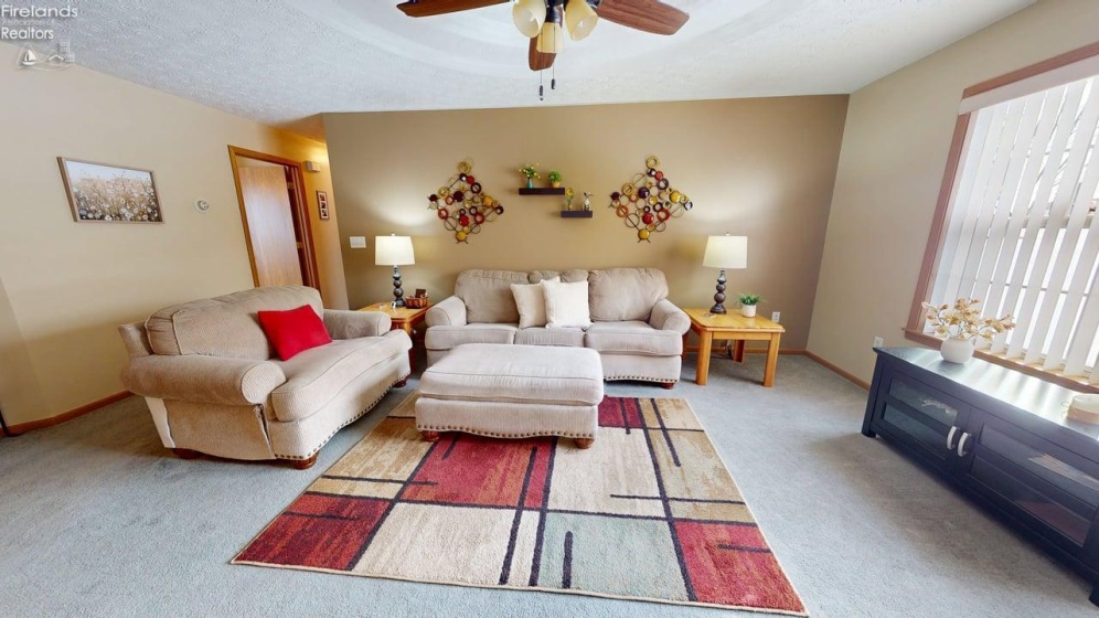 338 Howard, Willard, 44890, 3 Bedrooms Bedrooms, ,2 BathroomsBathrooms,Residential,For Sale,Howard,20260243