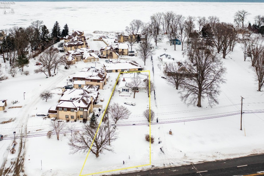 14015 Lake Road, Vermilion, 44089, 3 Bedrooms Bedrooms, ,2 BathroomsBathrooms,Residential,For Sale,Lake,20260270