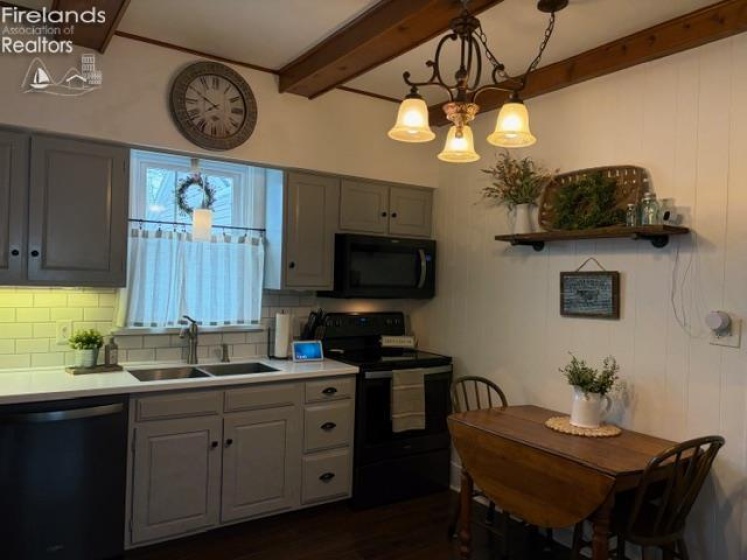 88 Gross St., Tiffin, 44883, 3 Bedrooms Bedrooms, ,2 BathroomsBathrooms,Residential,For Sale,Gross St.,20260252