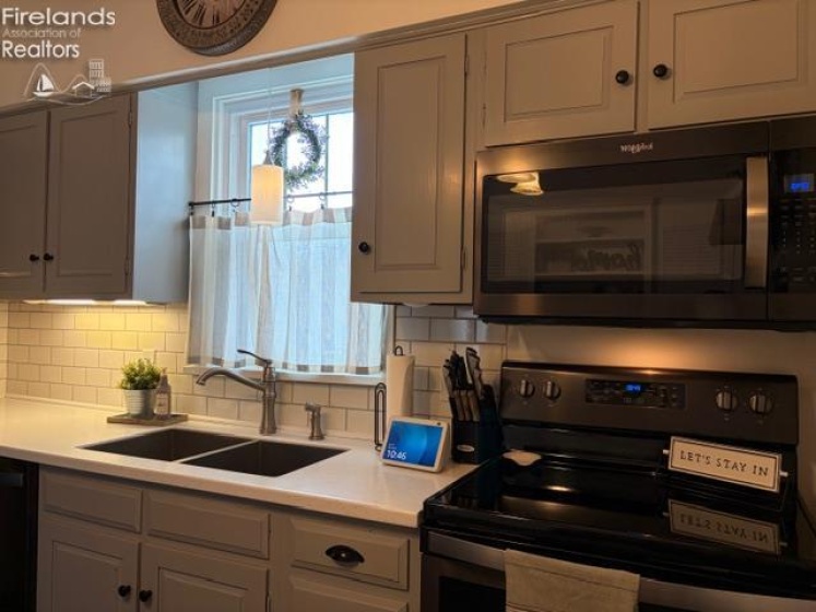 88 Gross St., Tiffin, 44883, 3 Bedrooms Bedrooms, ,2 BathroomsBathrooms,Residential,For Sale,Gross St.,20260252