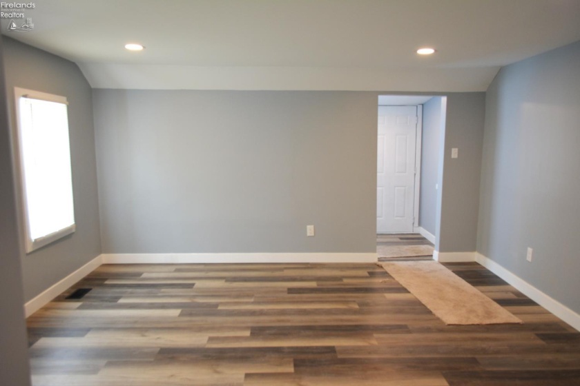 41 Willard Avenue, Norwalk, 44857, 2 Bedrooms Bedrooms, ,1 BathroomBathrooms,Residential,For Sale,Willard,20260182