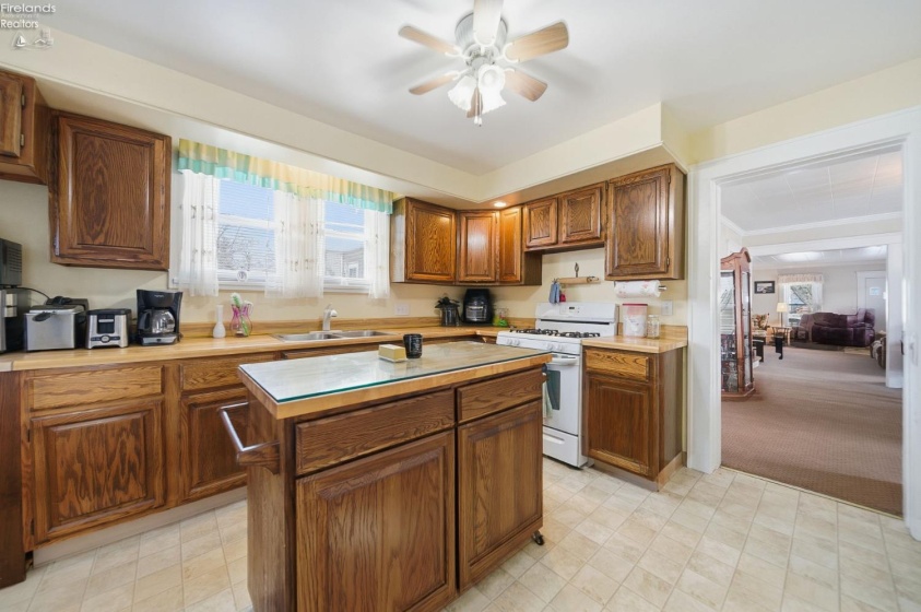 1308 Madison Street, Sandusky, 44870, 4 Bedrooms Bedrooms, ,1 BathroomBathrooms,Residential,For Sale,Madison,20260261