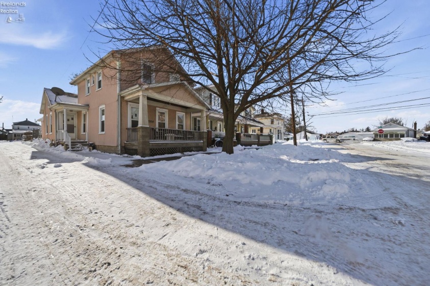 1308 Madison Street, Sandusky, 44870, 4 Bedrooms Bedrooms, ,1 BathroomBathrooms,Residential,For Sale,Madison,20260261