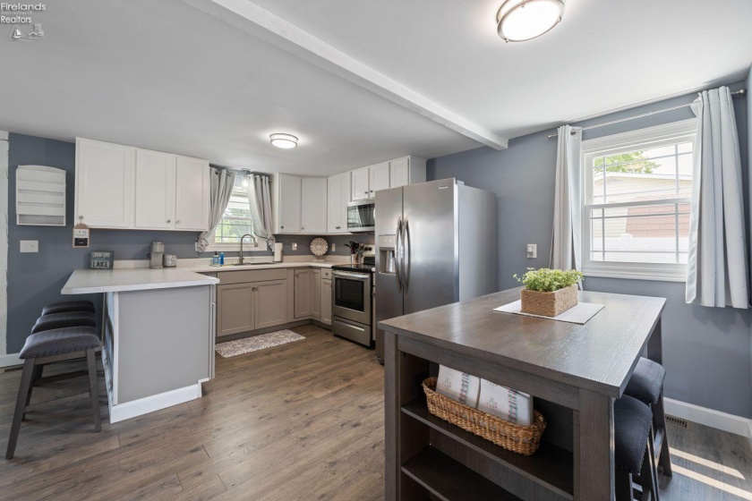 232 Beech Street, Port Clinton, 43452, 3 Bedrooms Bedrooms, ,1 BathroomBathrooms,Residential,For Sale,Beech,20260298