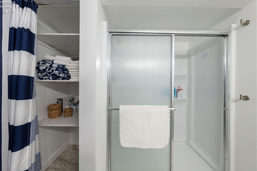 232 Beech Street, Port Clinton, 43452, 3 Bedrooms Bedrooms, ,1 BathroomBathrooms,Residential,For Sale,Beech,20260298