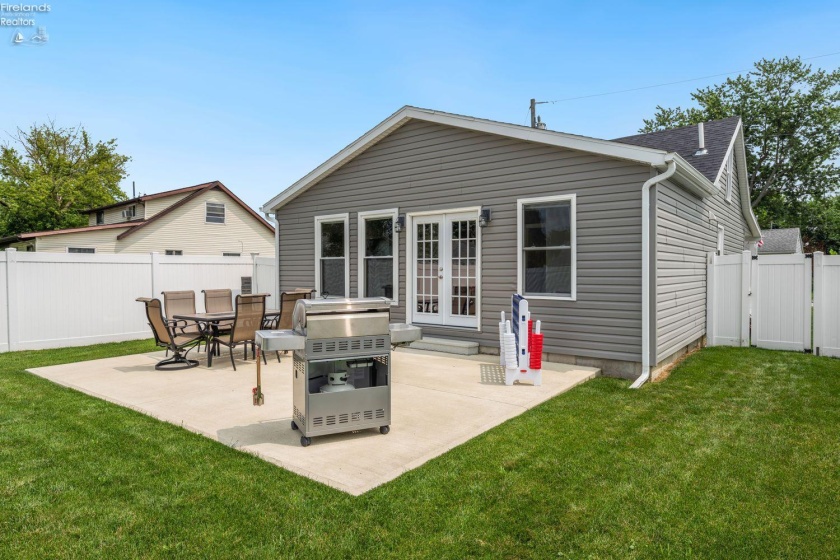 232 Beech Street, Port Clinton, 43452, 3 Bedrooms Bedrooms, ,1 BathroomBathrooms,Residential,For Sale,Beech,20260298