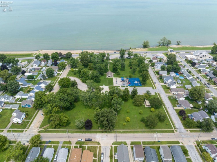 232 Beech Street, Port Clinton, 43452, 3 Bedrooms Bedrooms, ,1 BathroomBathrooms,Residential,For Sale,Beech,20260298