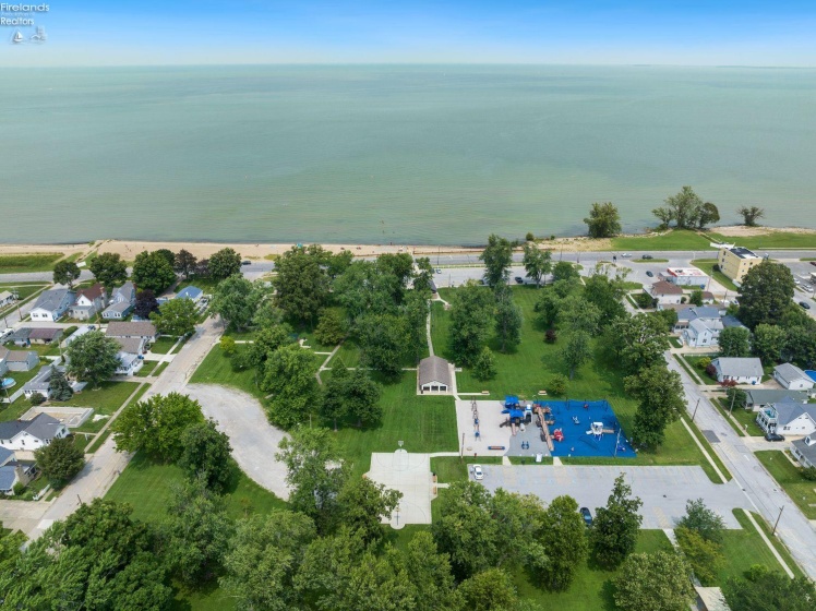 232 Beech Street, Port Clinton, 43452, 3 Bedrooms Bedrooms, ,1 BathroomBathrooms,Residential,For Sale,Beech,20260298