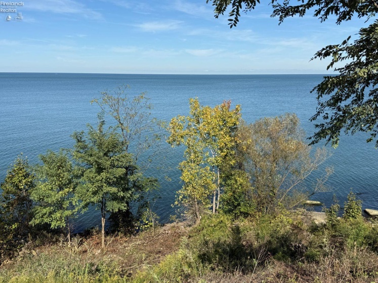 10211 Lakeshore Boulevard, Bratenahl, 44108, ,Land,For Sale,Lakeshore,20254123