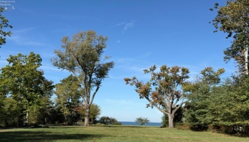 10211 Lakeshore Boulevard, Bratenahl, 44108, ,Land,For Sale,Lakeshore,20254123