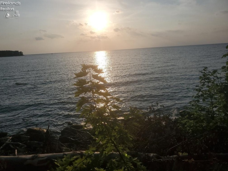 10211 Lakeshore Boulevard, Bratenahl, 44108, ,Land,For Sale,Lakeshore,20254123