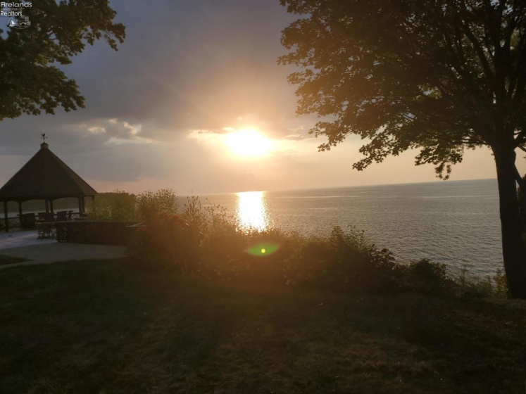 10211 Lakeshore Boulevard, Bratenahl, 44108, ,Land,For Sale,Lakeshore,20254123