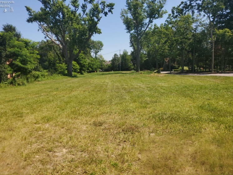 10211 Lakeshore Boulevard, Bratenahl, 44108, ,Land,For Sale,Lakeshore,20254123