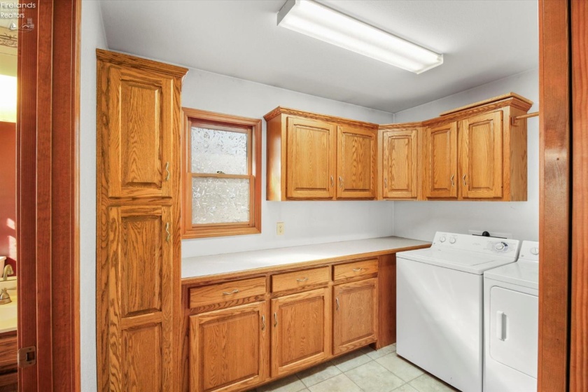 2869 Walnut Hill Drive, Elmore, 43416, 3 Bedrooms Bedrooms, ,3 BathroomsBathrooms,Residential,For Sale,Walnut Hill,20260202