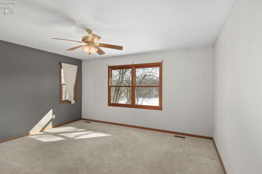 2869 Walnut Hill Drive, Elmore, 43416, 3 Bedrooms Bedrooms, ,3 BathroomsBathrooms,Residential,For Sale,Walnut Hill,20260202