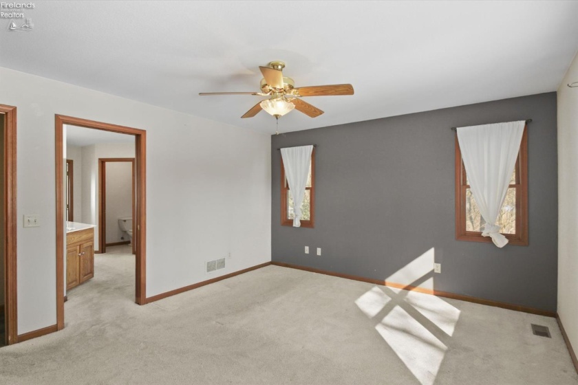 2869 Walnut Hill Drive, Elmore, 43416, 3 Bedrooms Bedrooms, ,3 BathroomsBathrooms,Residential,For Sale,Walnut Hill,20260202