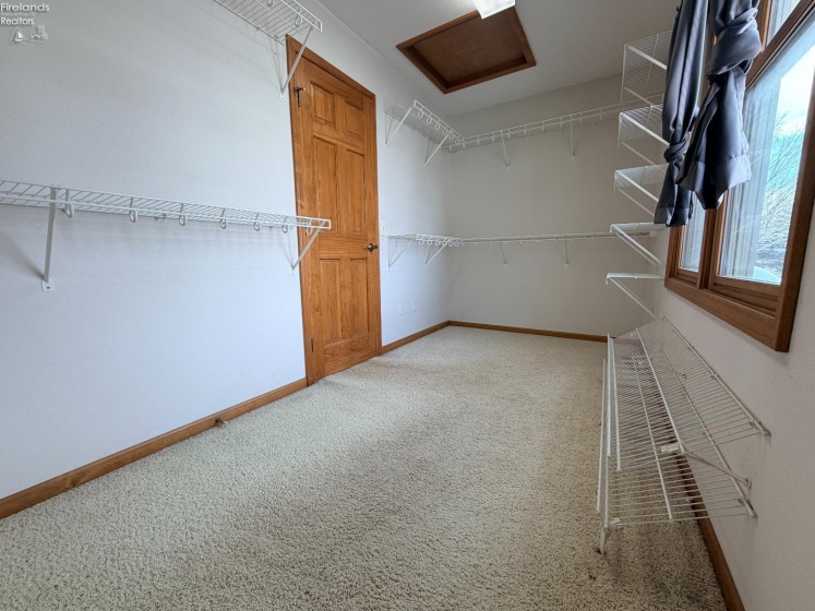 2869 Walnut Hill Drive, Elmore, 43416, 3 Bedrooms Bedrooms, ,3 BathroomsBathrooms,Residential,For Sale,Walnut Hill,20260202