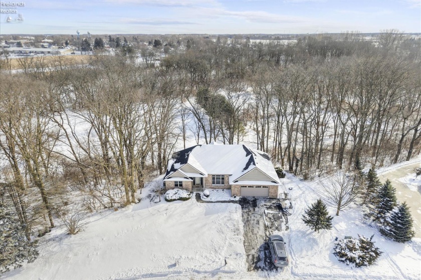 2869 Walnut Hill Drive, Elmore, 43416, 3 Bedrooms Bedrooms, ,3 BathroomsBathrooms,Residential,For Sale,Walnut Hill,20260202