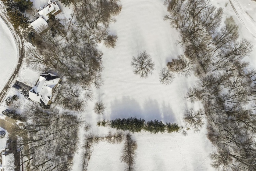 2869 Walnut Hill Drive, Elmore, 43416, 3 Bedrooms Bedrooms, ,3 BathroomsBathrooms,Residential,For Sale,Walnut Hill,20260202