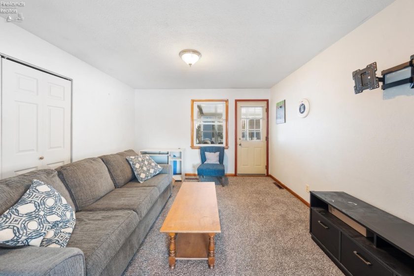 706 Taft Street, Port Clinton, 43452, 4 Bedrooms Bedrooms, ,2 BathroomsBathrooms,Residential,For Sale,Taft,20260306