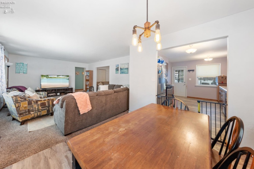 706 Taft Street, Port Clinton, 43452, 4 Bedrooms Bedrooms, ,2 BathroomsBathrooms,Residential,For Sale,Taft,20260306