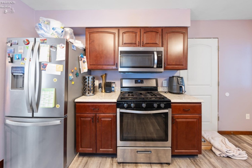 706 Taft Street, Port Clinton, 43452, 4 Bedrooms Bedrooms, ,2 BathroomsBathrooms,Residential,For Sale,Taft,20260306