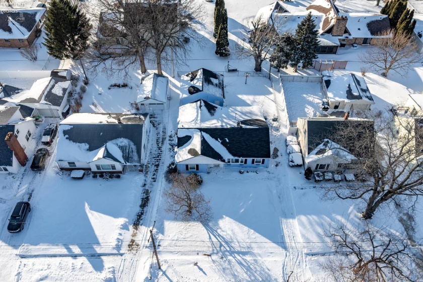 706 Taft Street, Port Clinton, 43452, 4 Bedrooms Bedrooms, ,2 BathroomsBathrooms,Residential,For Sale,Taft,20260306