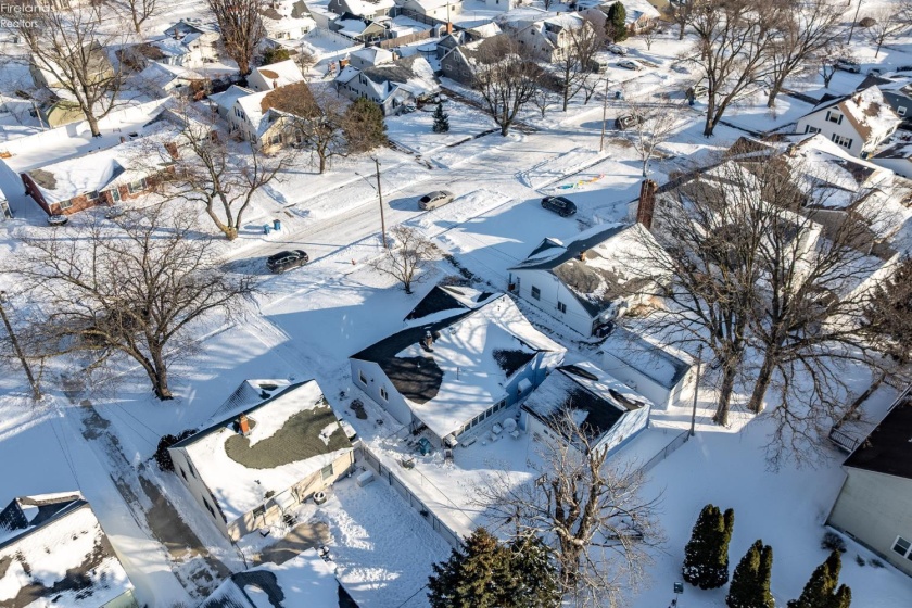 706 Taft Street, Port Clinton, 43452, 4 Bedrooms Bedrooms, ,2 BathroomsBathrooms,Residential,For Sale,Taft,20260306