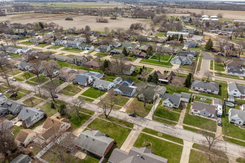 706 Taft Street, Port Clinton, 43452, 4 Bedrooms Bedrooms, ,2 BathroomsBathrooms,Residential,For Sale,Taft,20260306