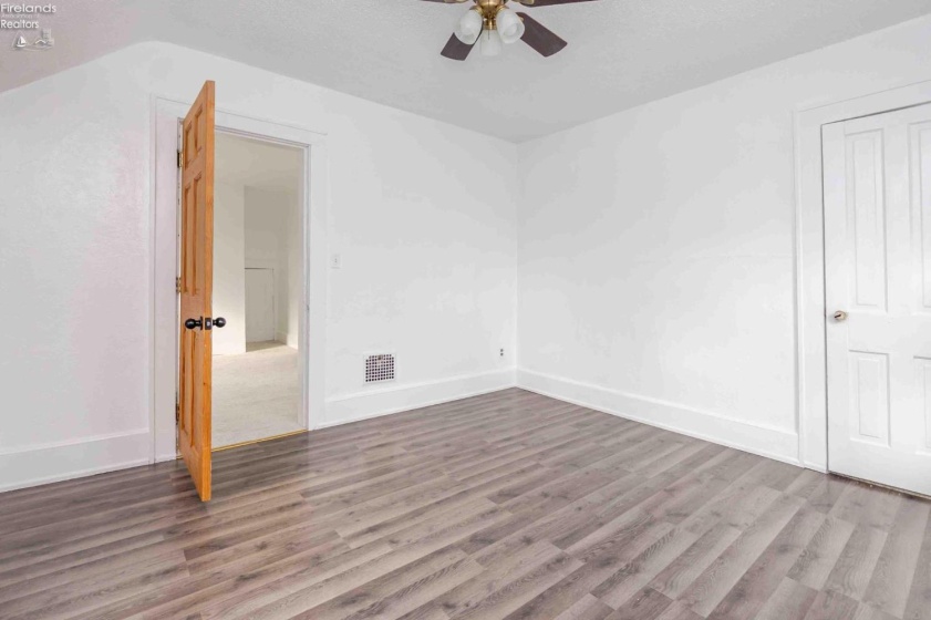 314 Ohio Avenue, Fremont, 43420, 3 Bedrooms Bedrooms, ,1 BathroomBathrooms,Residential,For Sale,Ohio,20260311