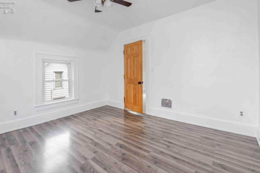 314 Ohio Avenue, Fremont, 43420, 3 Bedrooms Bedrooms, ,1 BathroomBathrooms,Residential,For Sale,Ohio,20260311