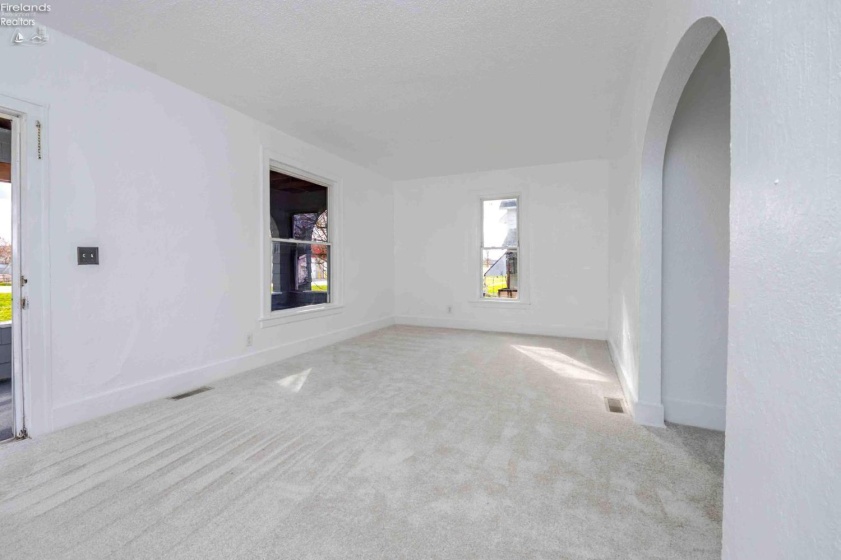 314 Ohio Avenue, Fremont, 43420, 3 Bedrooms Bedrooms, ,1 BathroomBathrooms,Residential,For Sale,Ohio,20260311