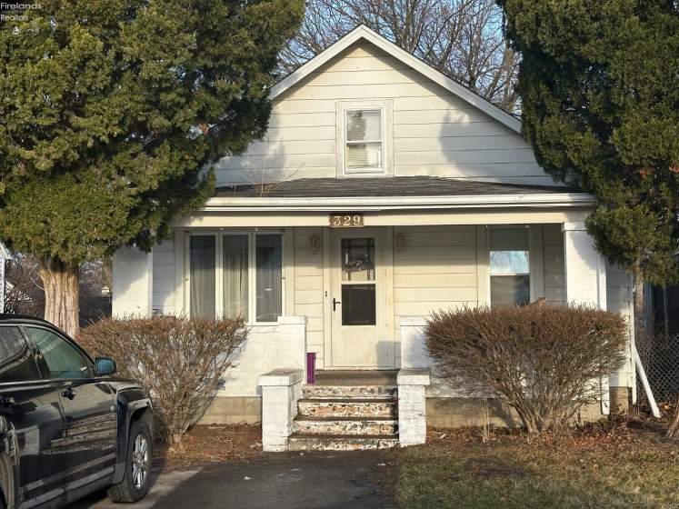 329 Oakland Avenue, Sandusky, 44870, ,Multiple Units,For Sale,Oakland,20260215