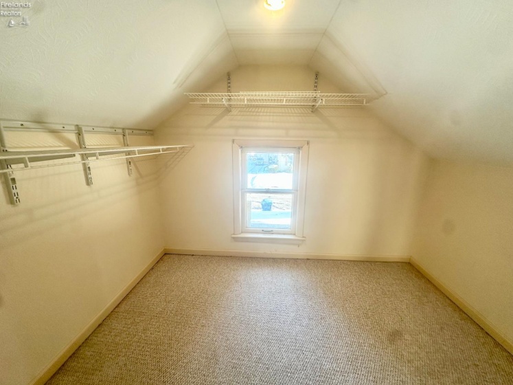 329 Oakland Avenue, Sandusky, 44870, ,Multiple Units,For Sale,Oakland,20260215