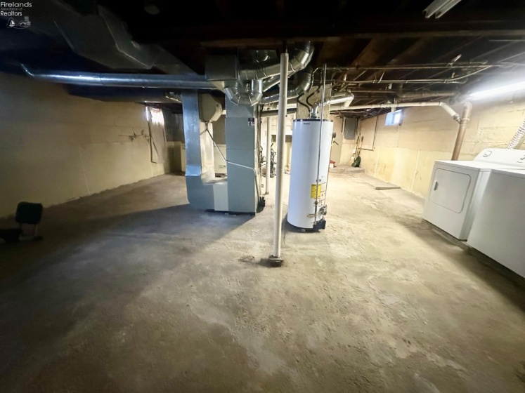 329 Oakland Avenue, Sandusky, 44870, 4 Bedrooms Bedrooms, ,3 BathroomsBathrooms,Residential,For Sale,Oakland,20260170