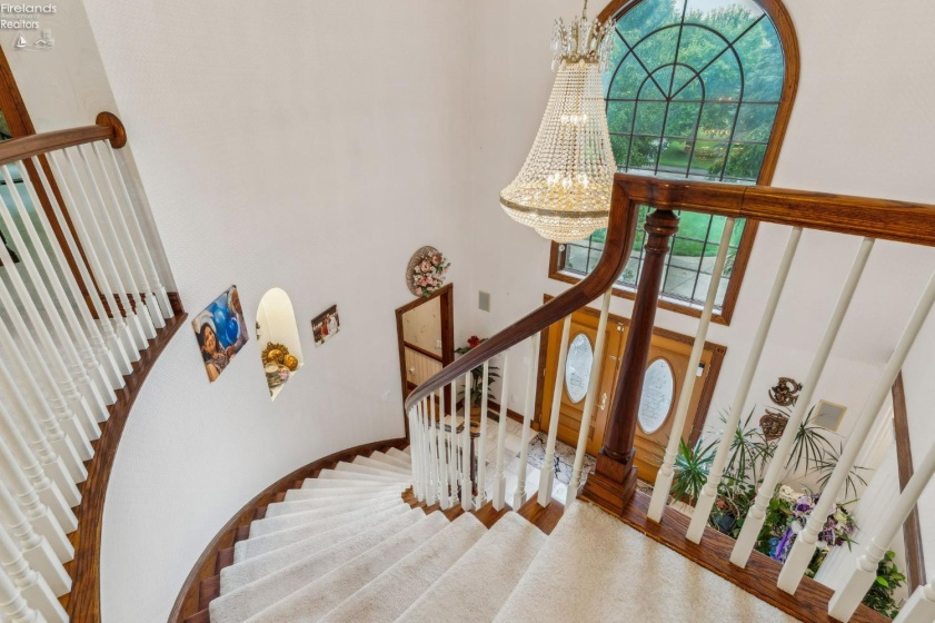 106 Sycamore Woods Lane, Tiffin, 44883, 6 Bedrooms Bedrooms, ,5 BathroomsBathrooms,Residential,For Sale,Sycamore Woods,20254000