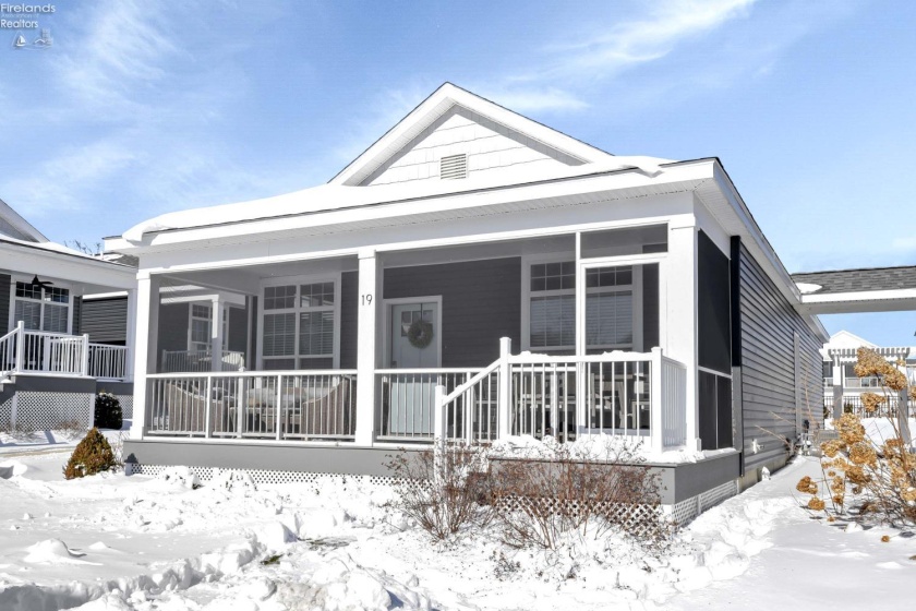 10850 Bayshore Road W Canal, Marblehead, 43440, 3 Bedrooms Bedrooms, ,2 BathroomsBathrooms,Residential,For Sale,Bayshore Road W Canal,20260292