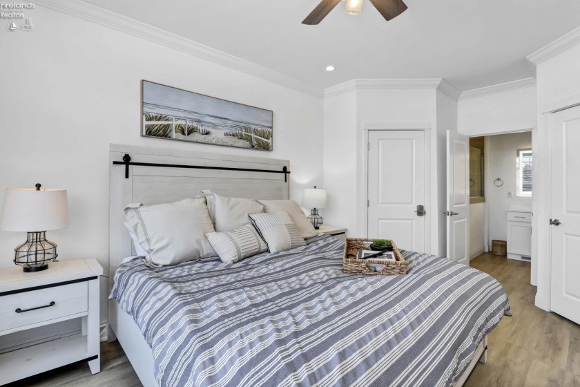 10850 Bayshore Road W Canal, Marblehead, 43440, 3 Bedrooms Bedrooms, ,2 BathroomsBathrooms,Residential,For Sale,Bayshore Road W Canal,20260292