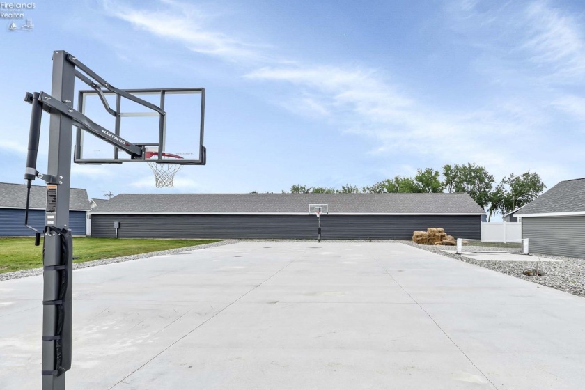 10850 Bayshore Road W Canal, Marblehead, 43440, 3 Bedrooms Bedrooms, ,2 BathroomsBathrooms,Residential,For Sale,Bayshore Road W Canal,20260292